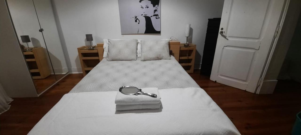 Sunny Terrace Apt, Close To Downtown! 2 Bedroom Flat Lisboa Eksteriør bilde