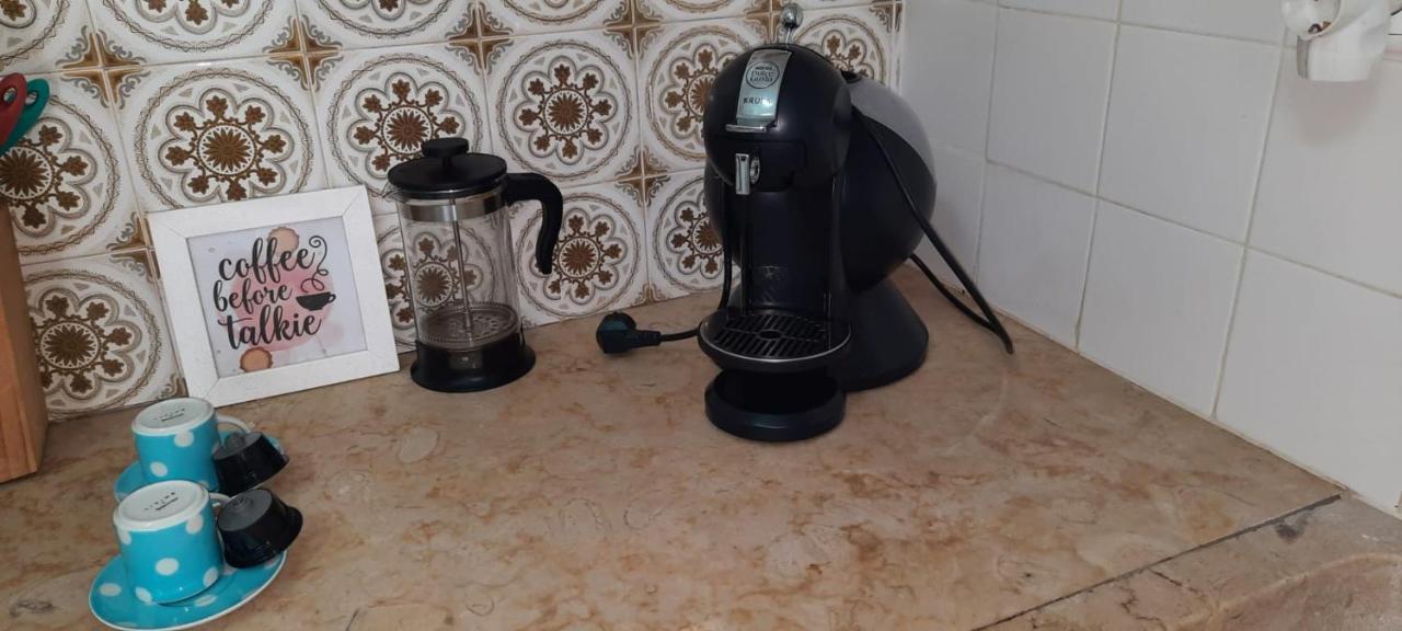 Sunny Terrace Apt, Close To Downtown! 2 Bedroom Flat Lisboa Eksteriør bilde